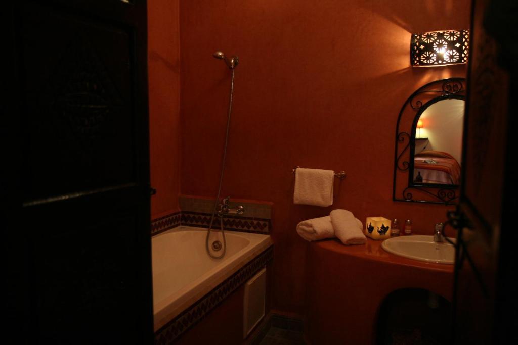 Riad Dar Zampa Маракеш Стая снимка